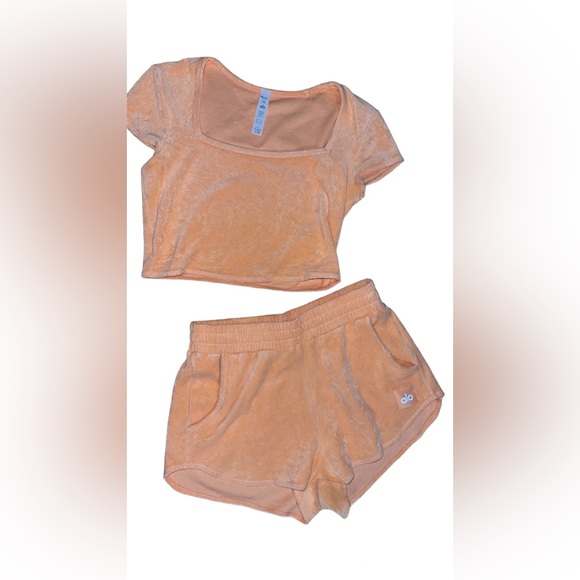 ALO SET - Picture 1 of 1